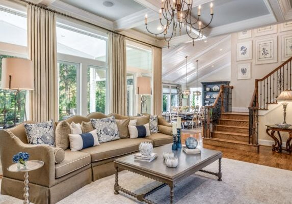 Home Remodeling Contractors - What To Expect from a Pro Team